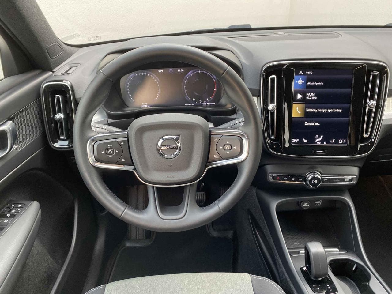 2022 Volvo XC40 - 20