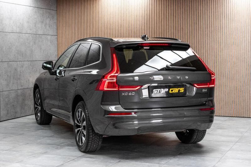 2023 Volvo XC60 - 4