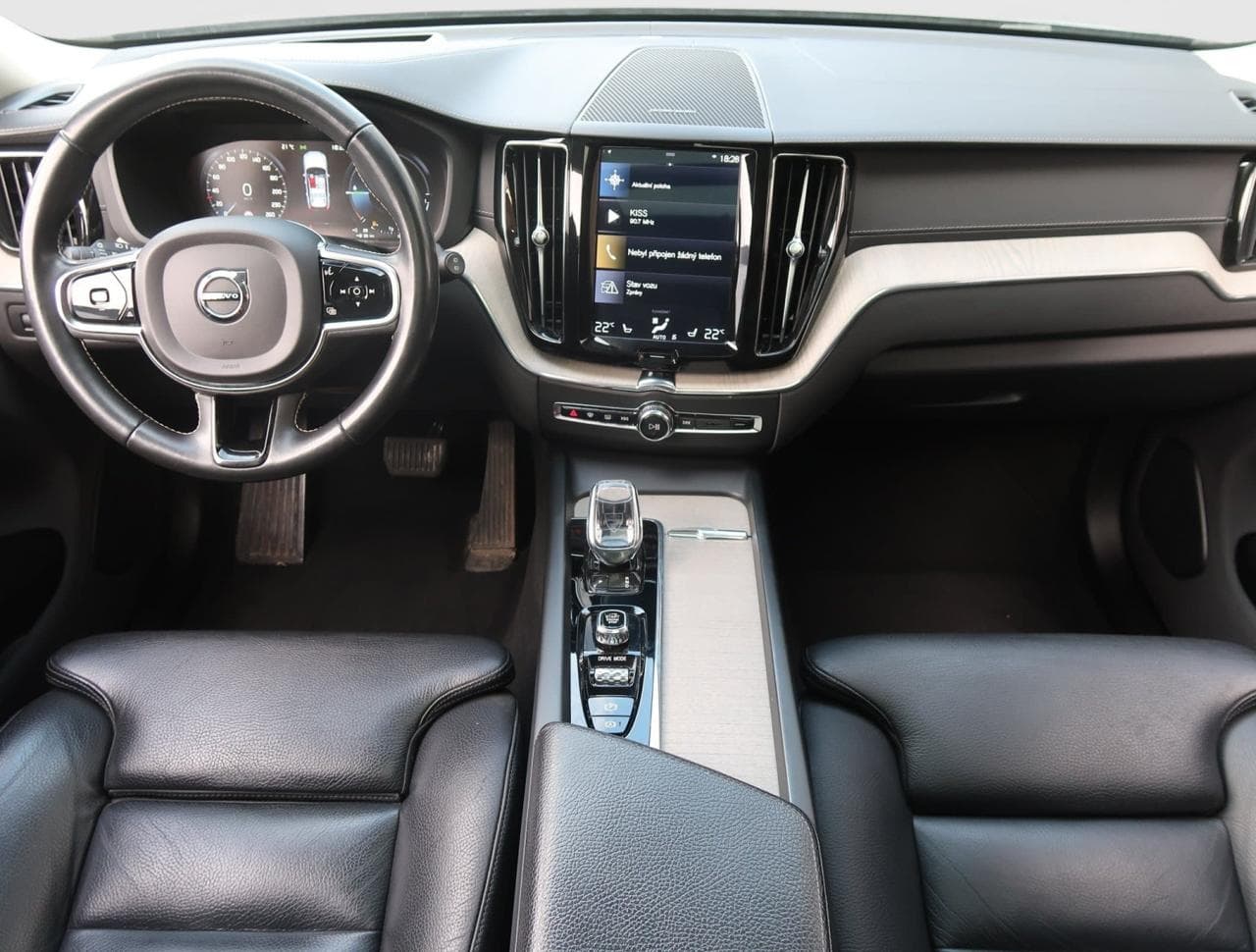 2020 Volvo XC60 - 7
