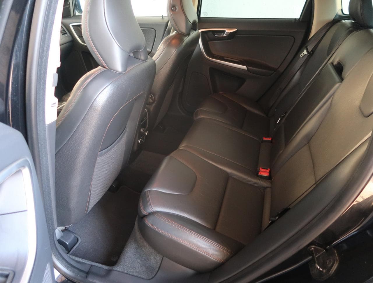2009 Volvo XC60 - 27