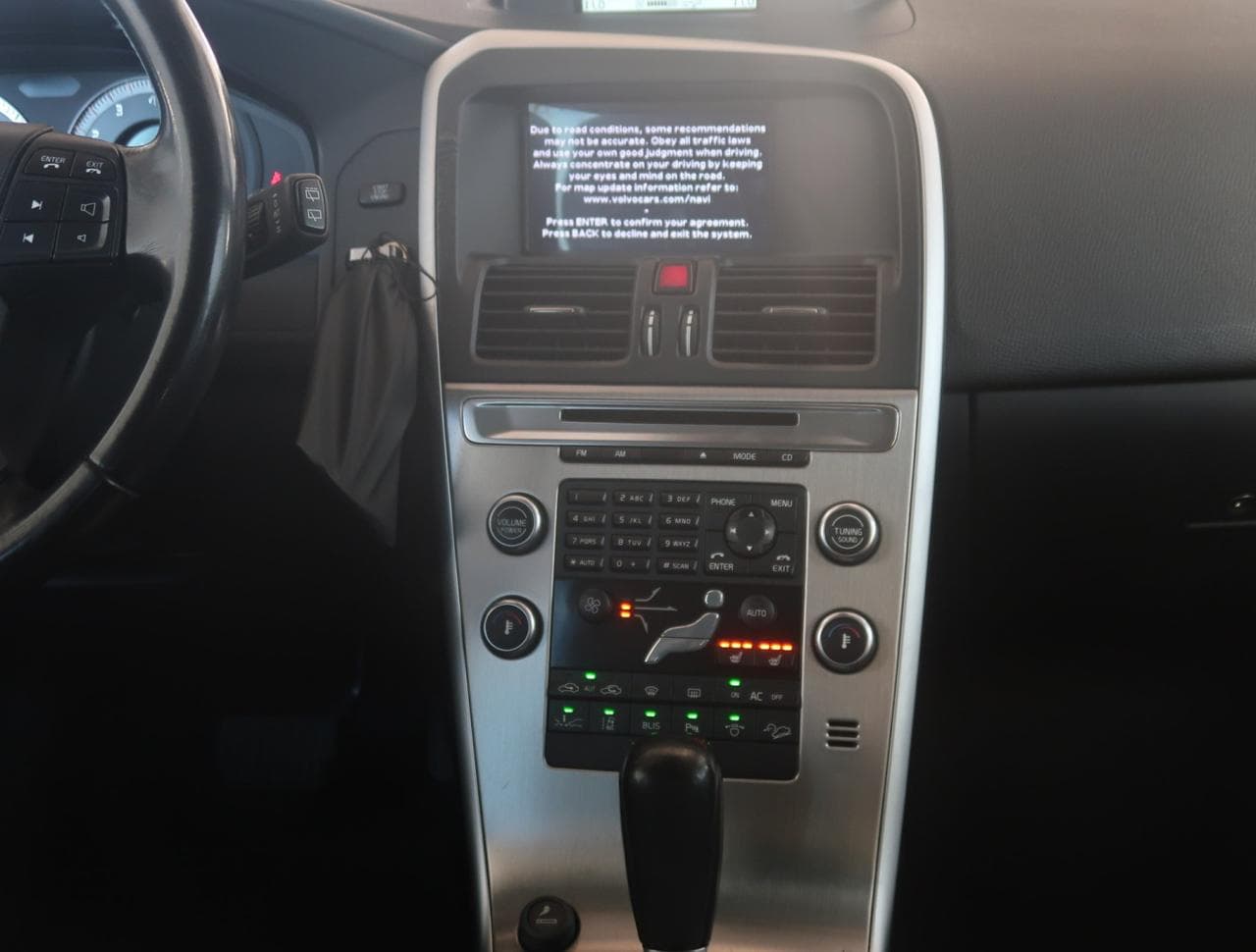 2009 Volvo XC60 - 32