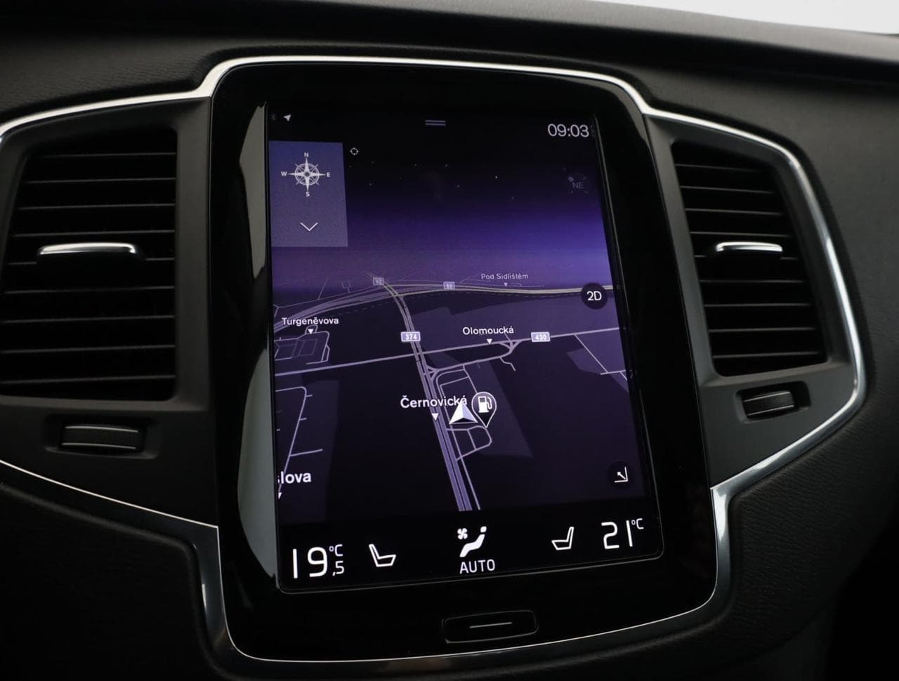 2016 Volvo XC90 - 42