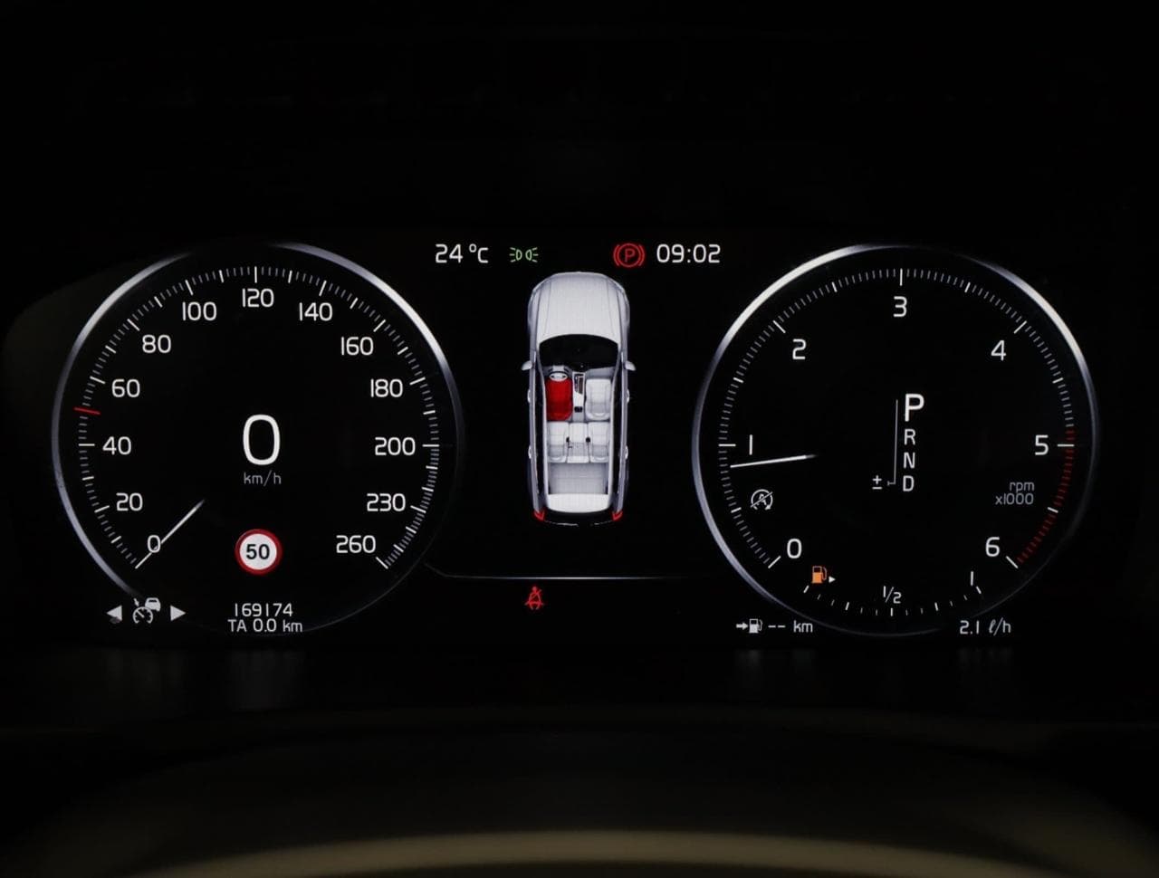 2016 Volvo XC90 - 32