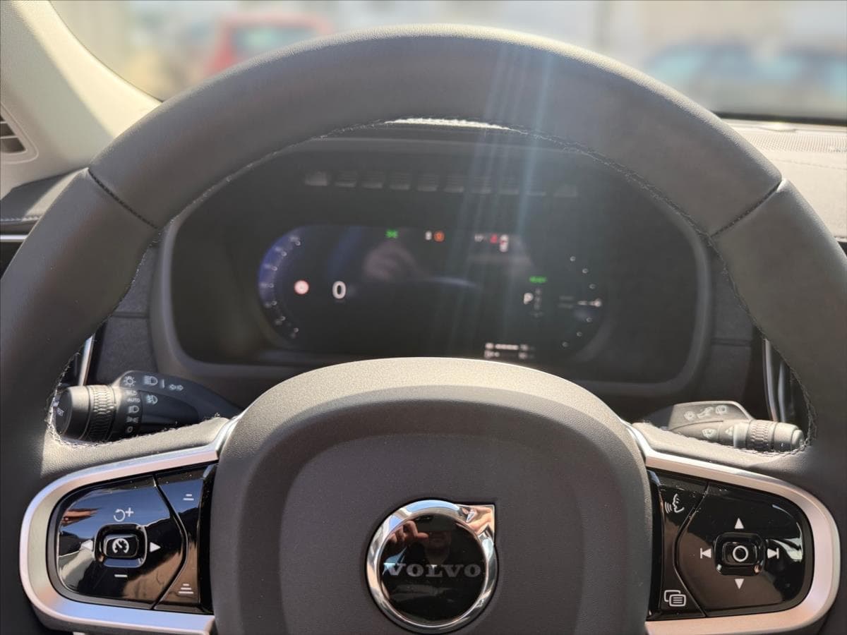 2026 Volvo XC90 - 8