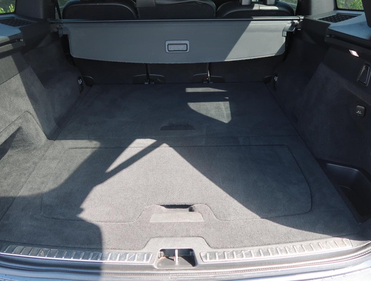 2020 Volvo XC90 - 33