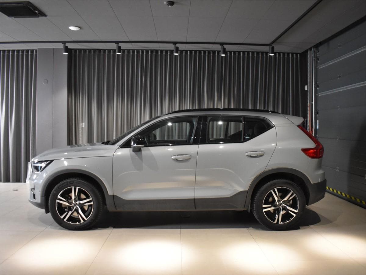 2023 Volvo XC40 - 5