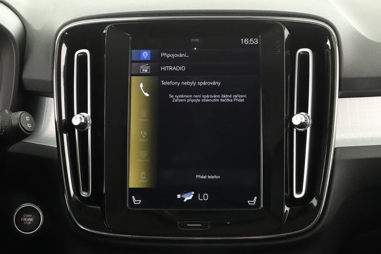 2018 Volvo XC40 - 32