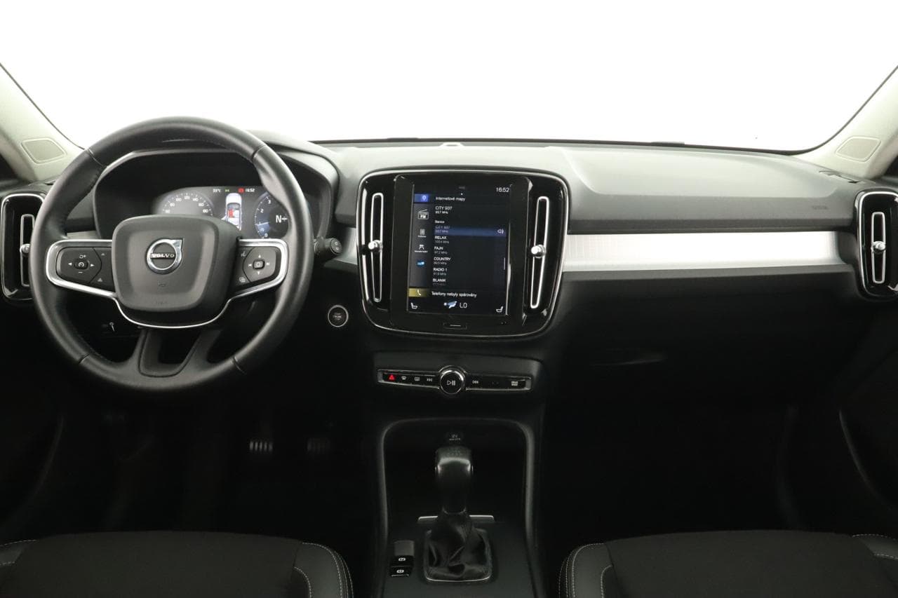 2018 Volvo XC40 - 17