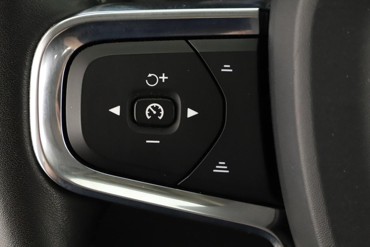 2018 Volvo XC40 - 38
