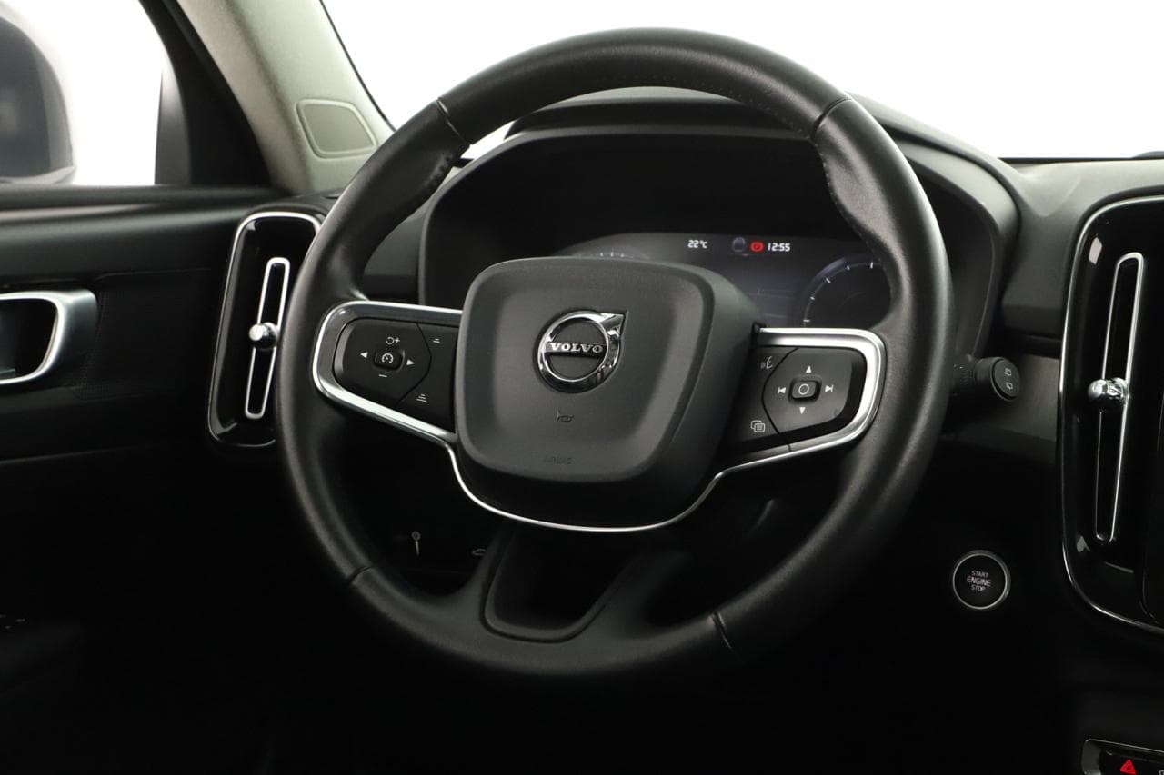 2019 Volvo XC40 - 14