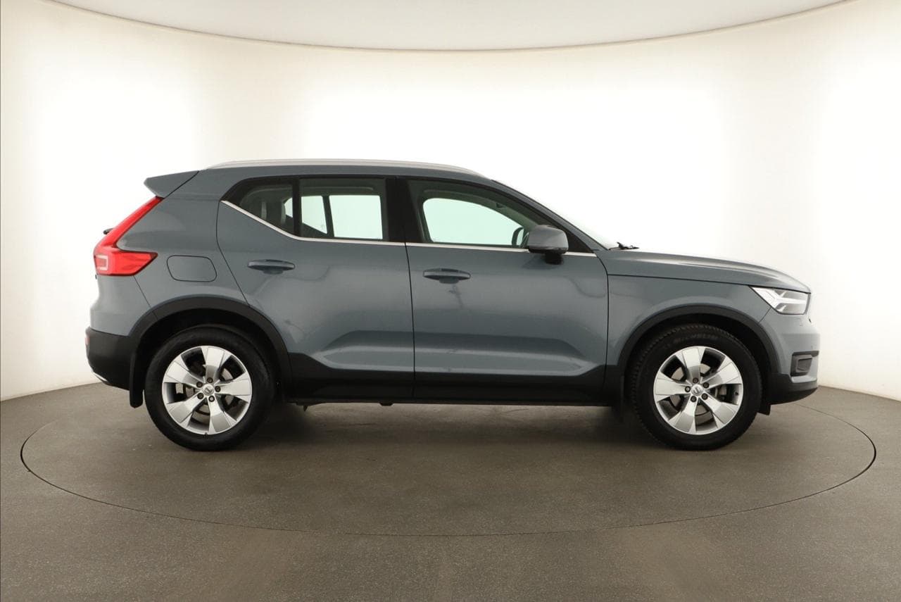 2019 Volvo XC40 - 8