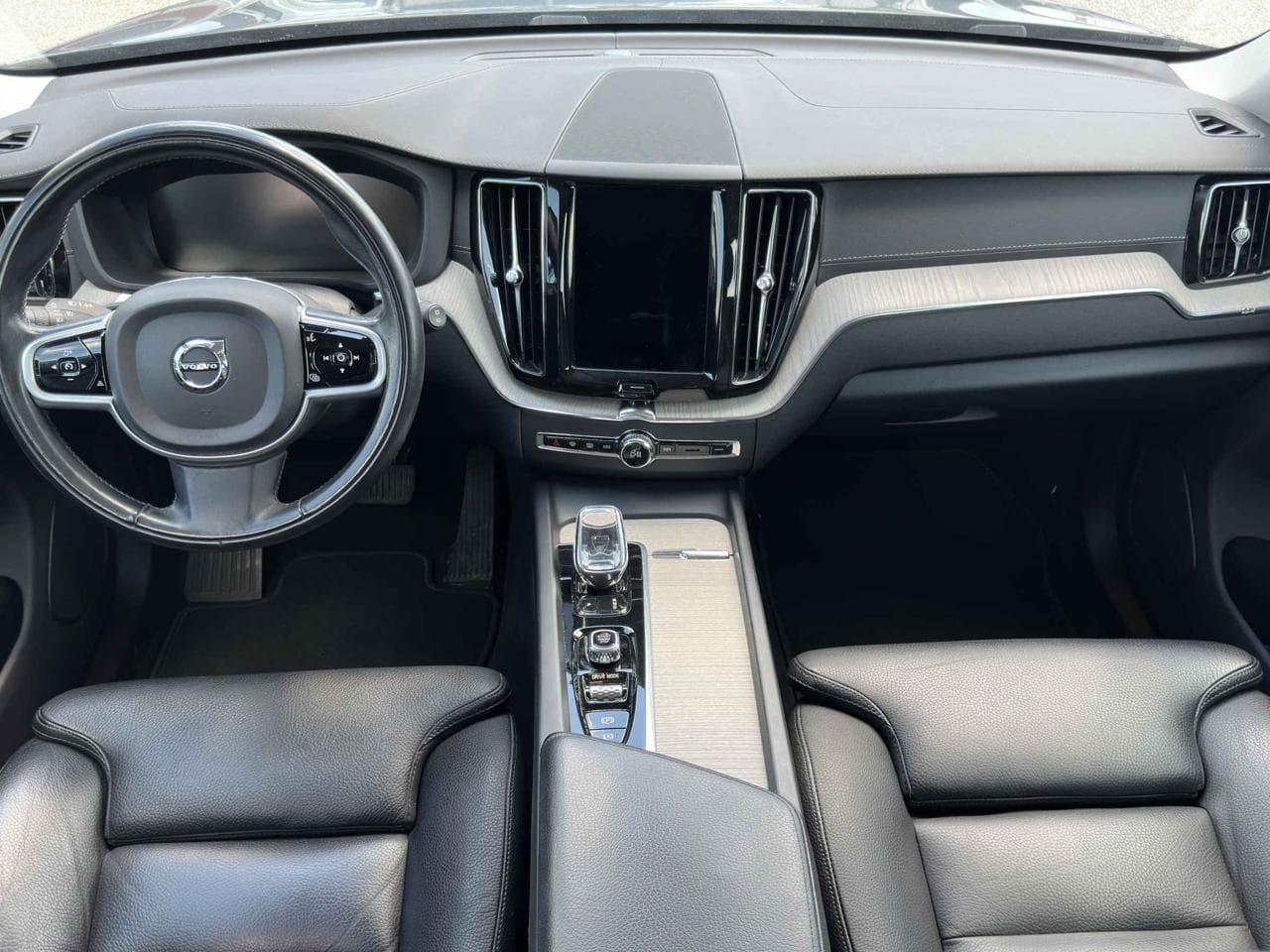 2021 Volvo XC60 - 11