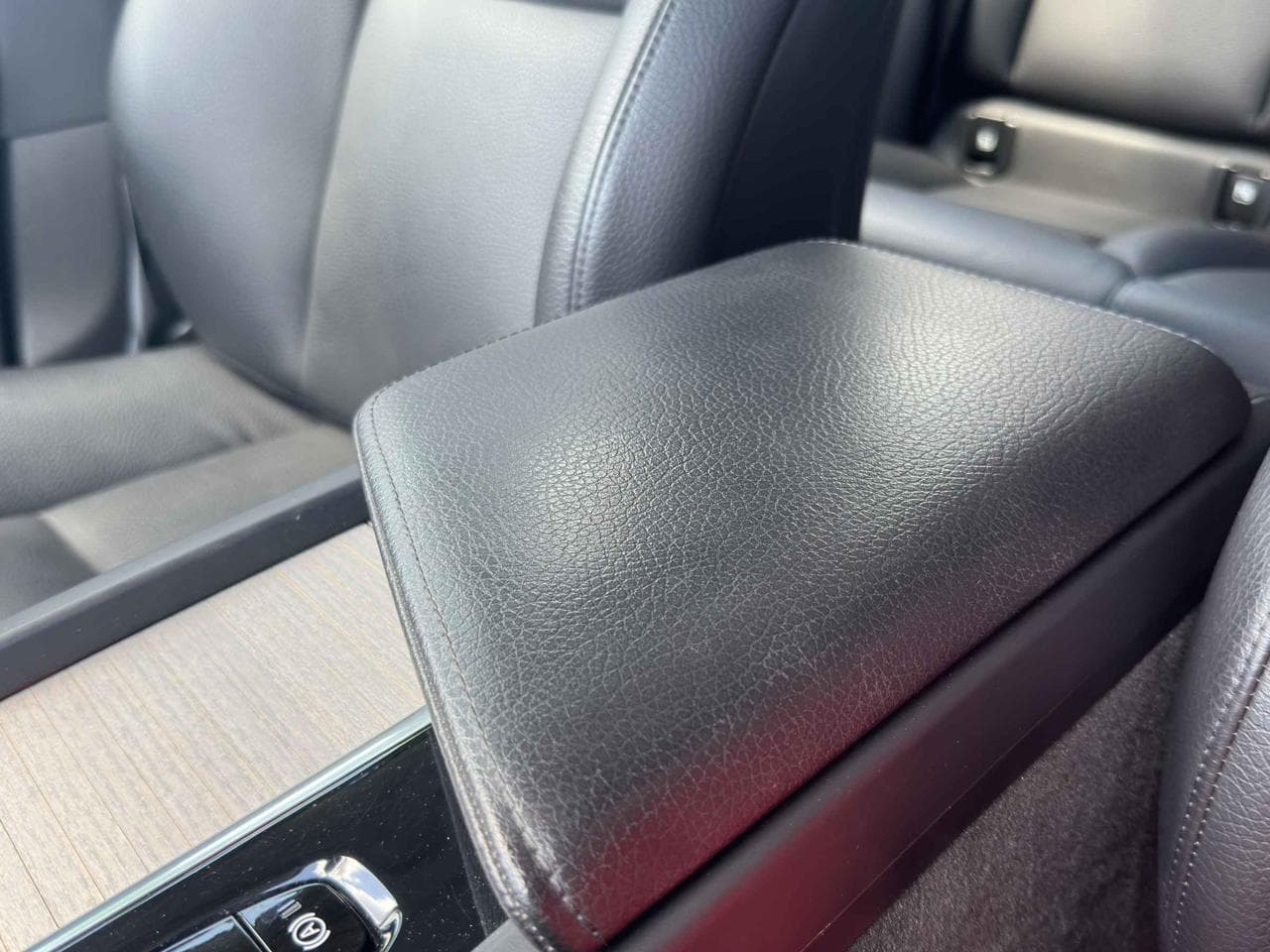 2021 Volvo XC60 - 30