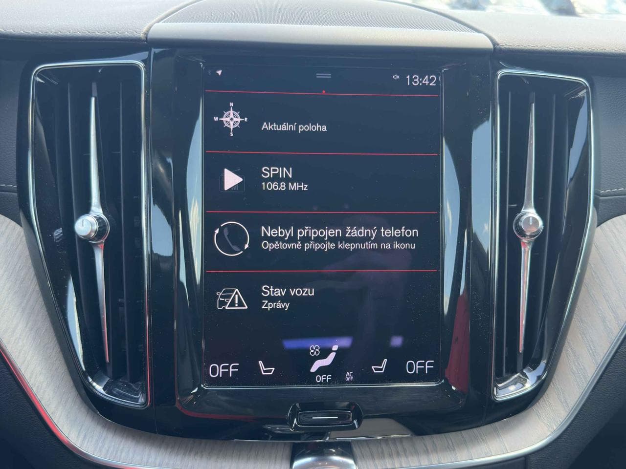 2021 Volvo XC60 - 22