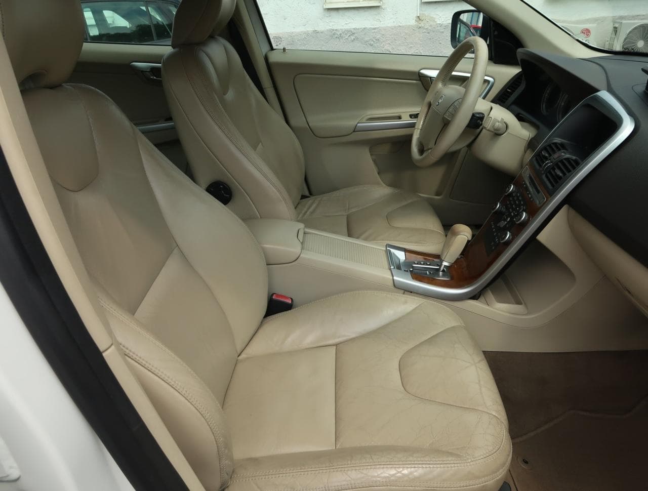 2009 Volvo XC60 - 12