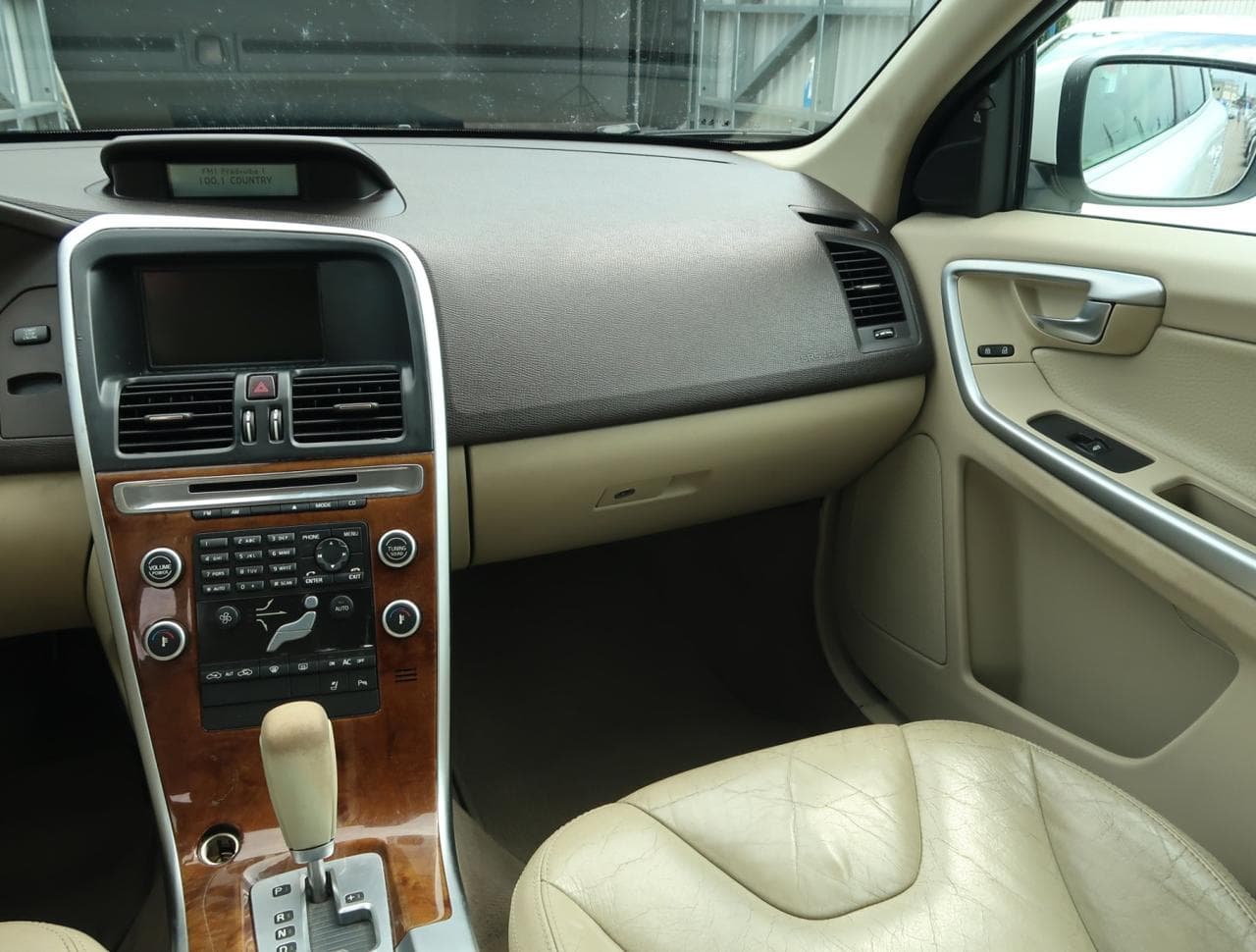 2009 Volvo XC60 - 11