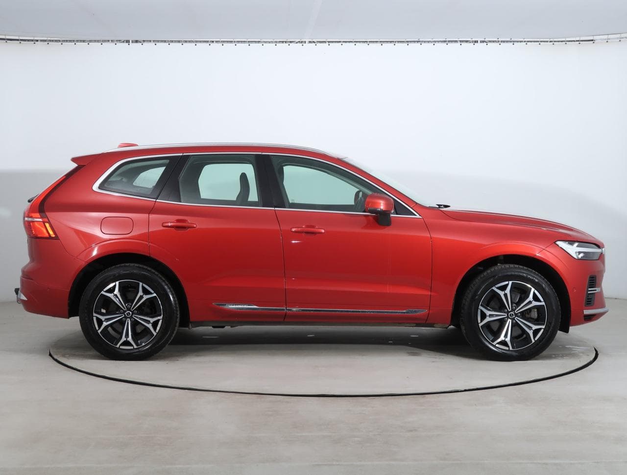 2022 Volvo XC60 - 8