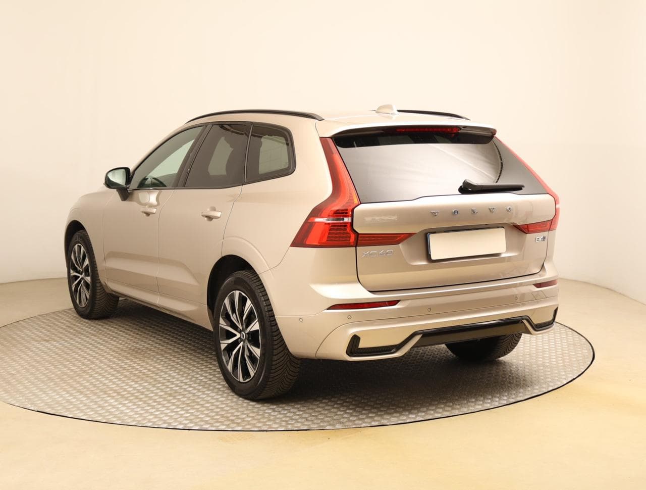 2023 Volvo XC60 - 5