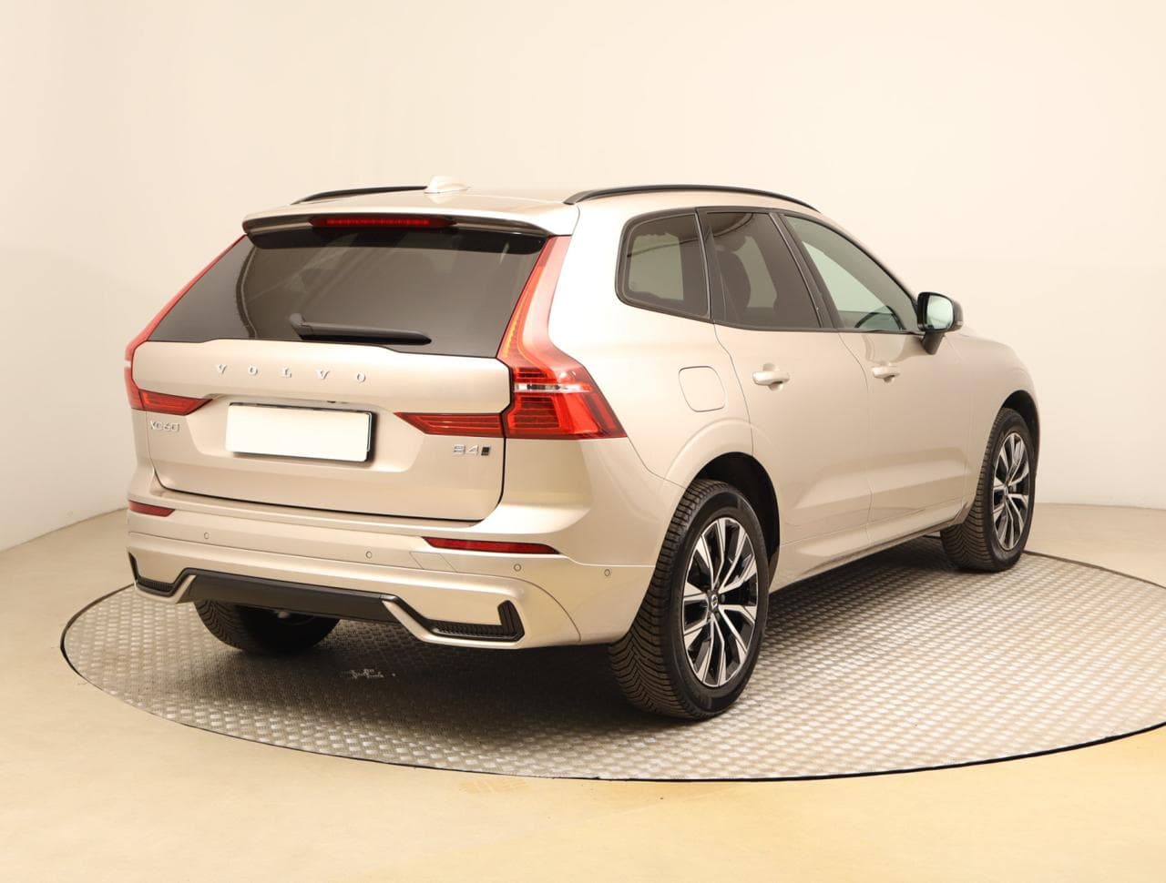 2023 Volvo XC60 - 7