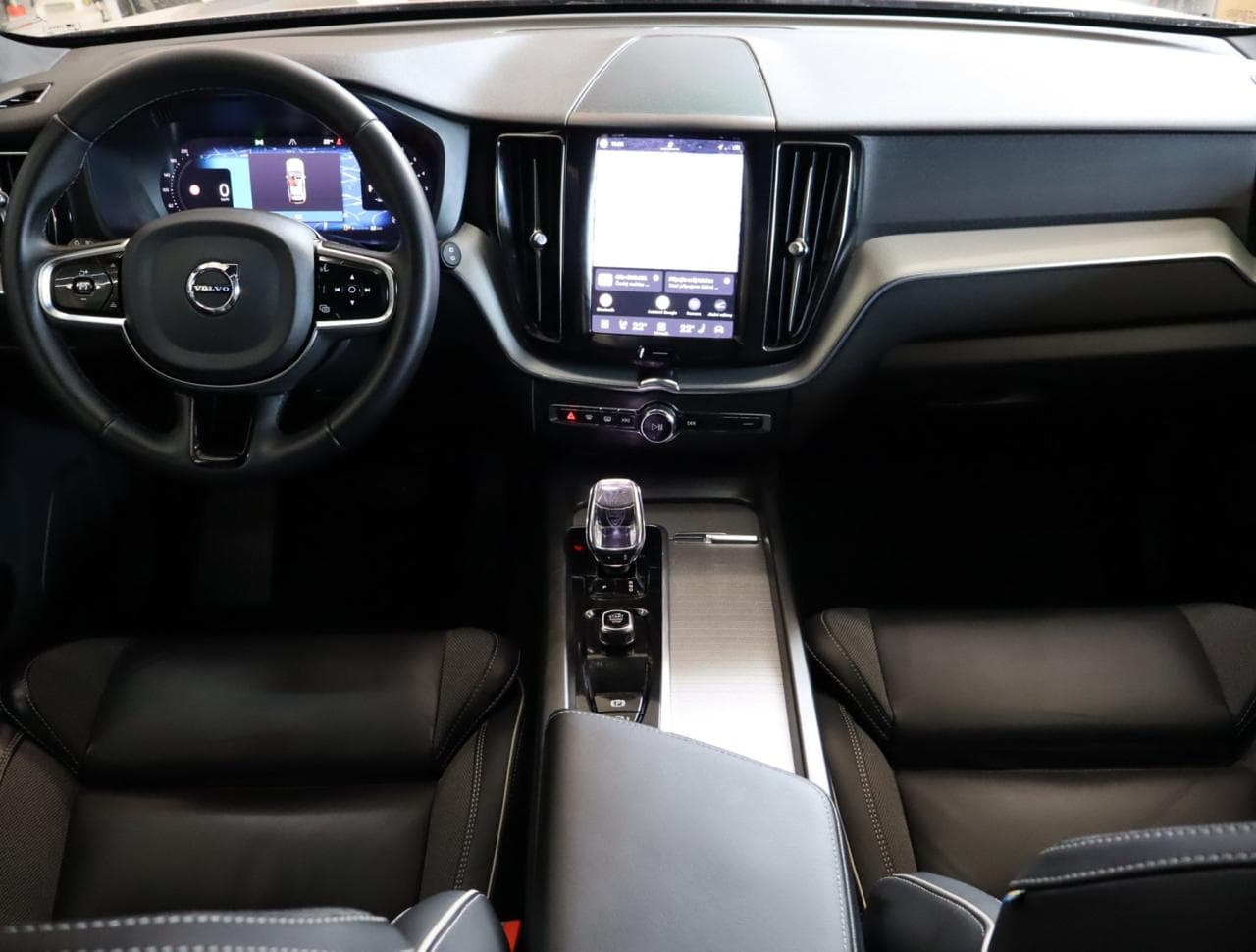 2023 Volvo XC60 - 10