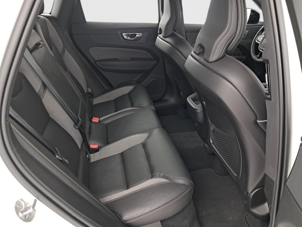 2024 Volvo XC60 - 13