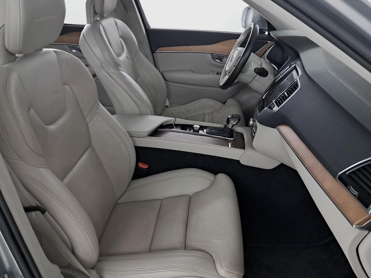2018 Volvo XC90 - 22