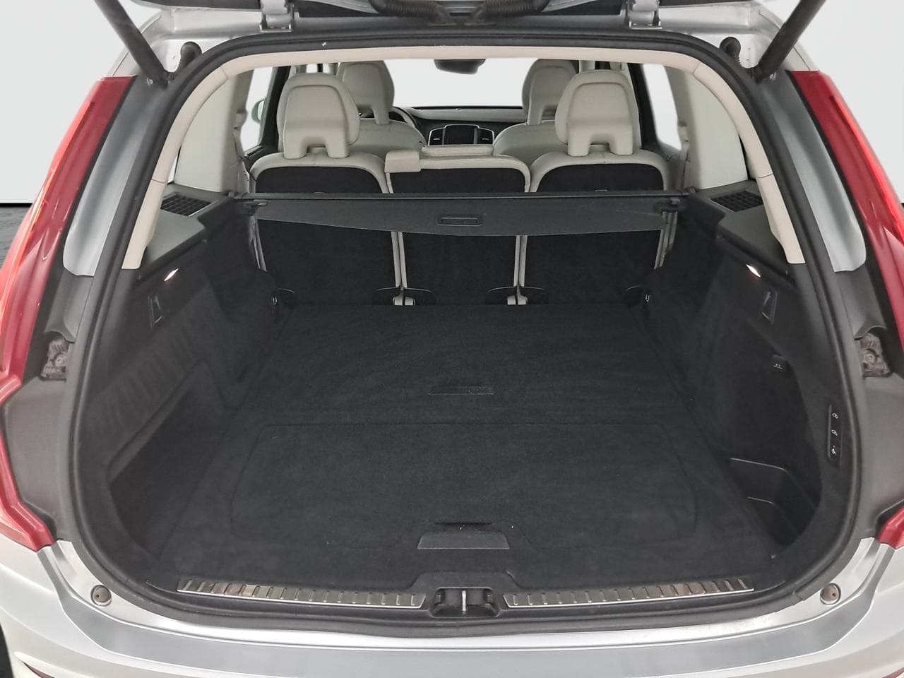 2018 Volvo XC90 - 36