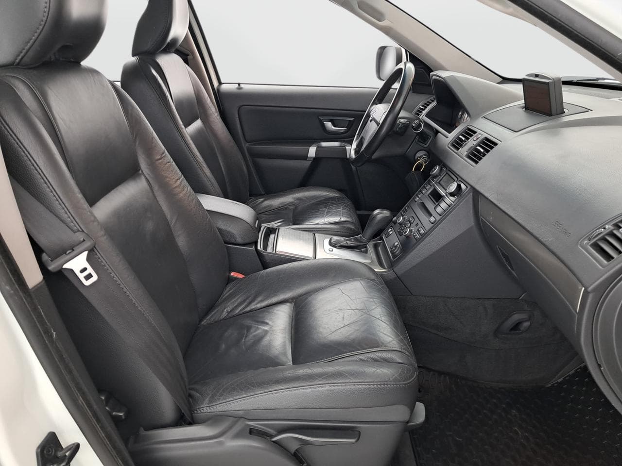 2011 Volvo XC90 - 12