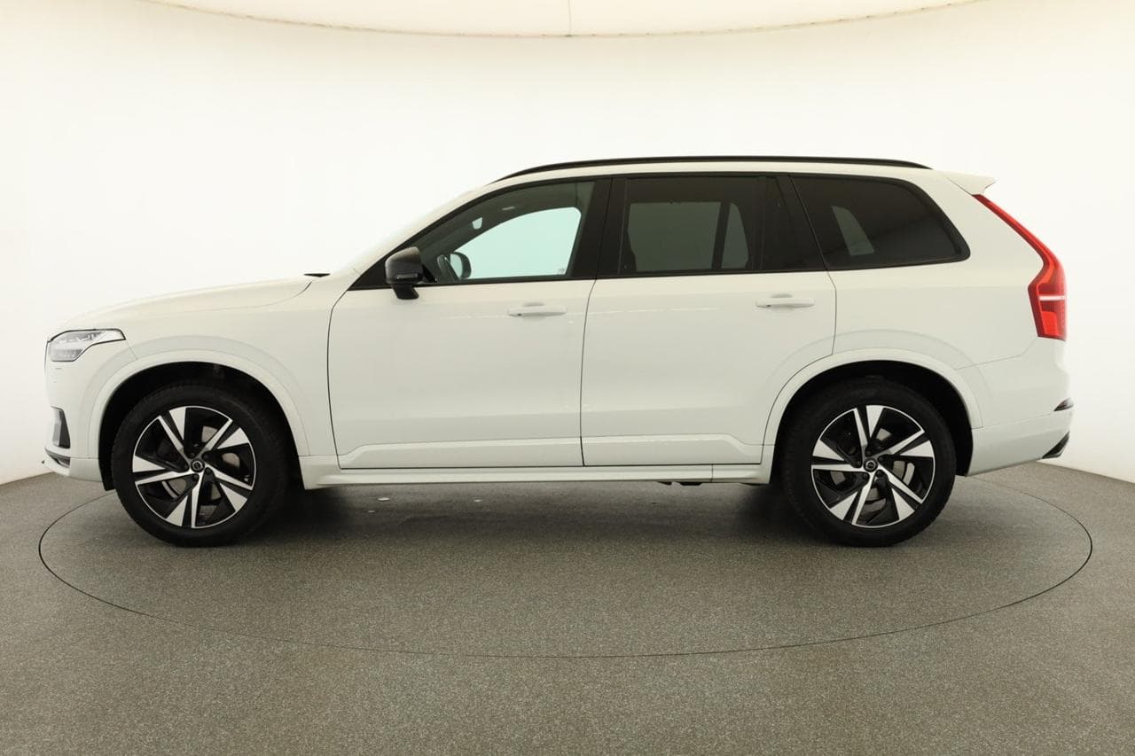 2021 Volvo XC90 - 4