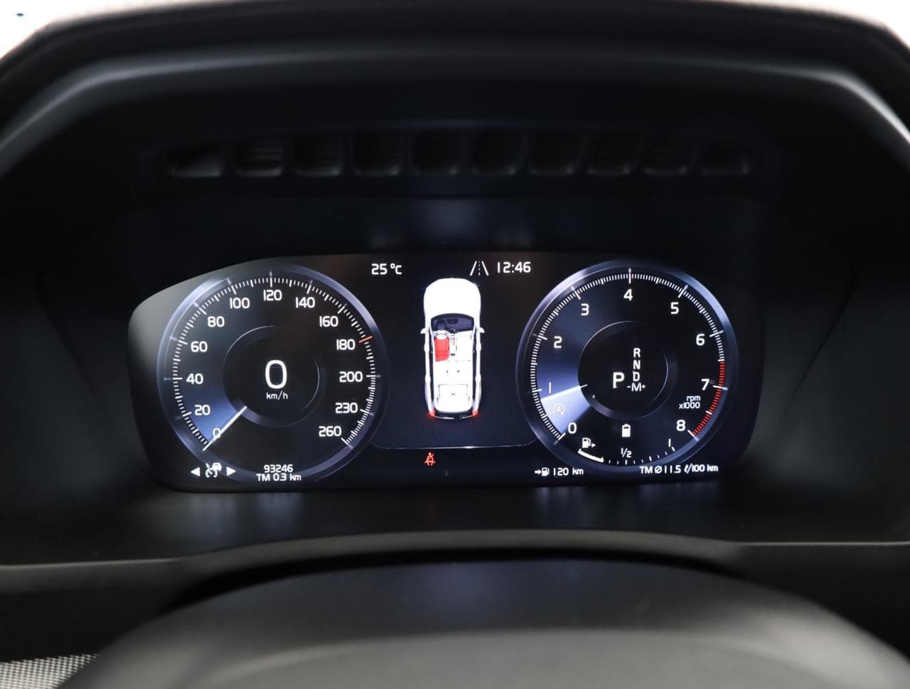 2021 Volvo XC90 - 15