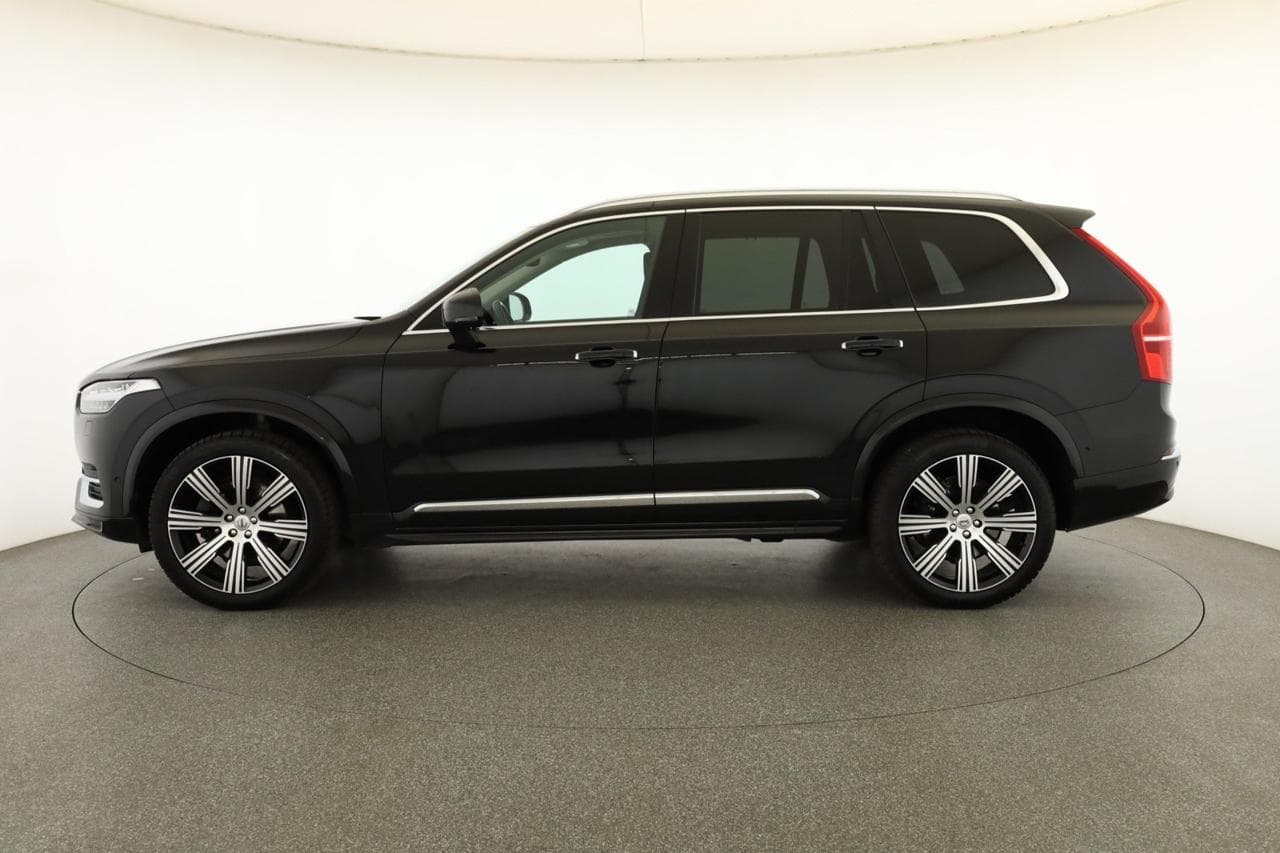 2022 Volvo XC90 - 4