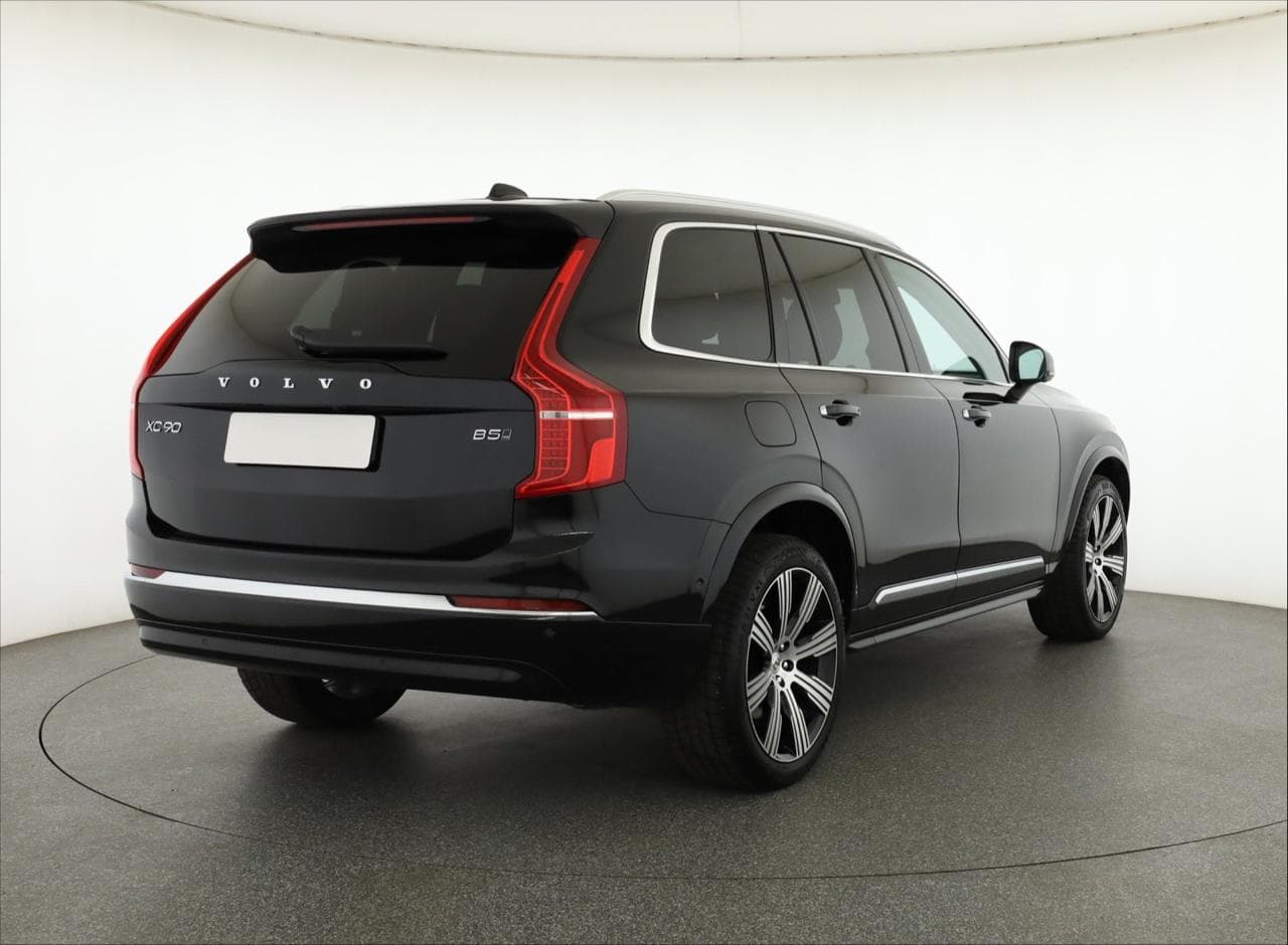 2022 Volvo XC90 - 7