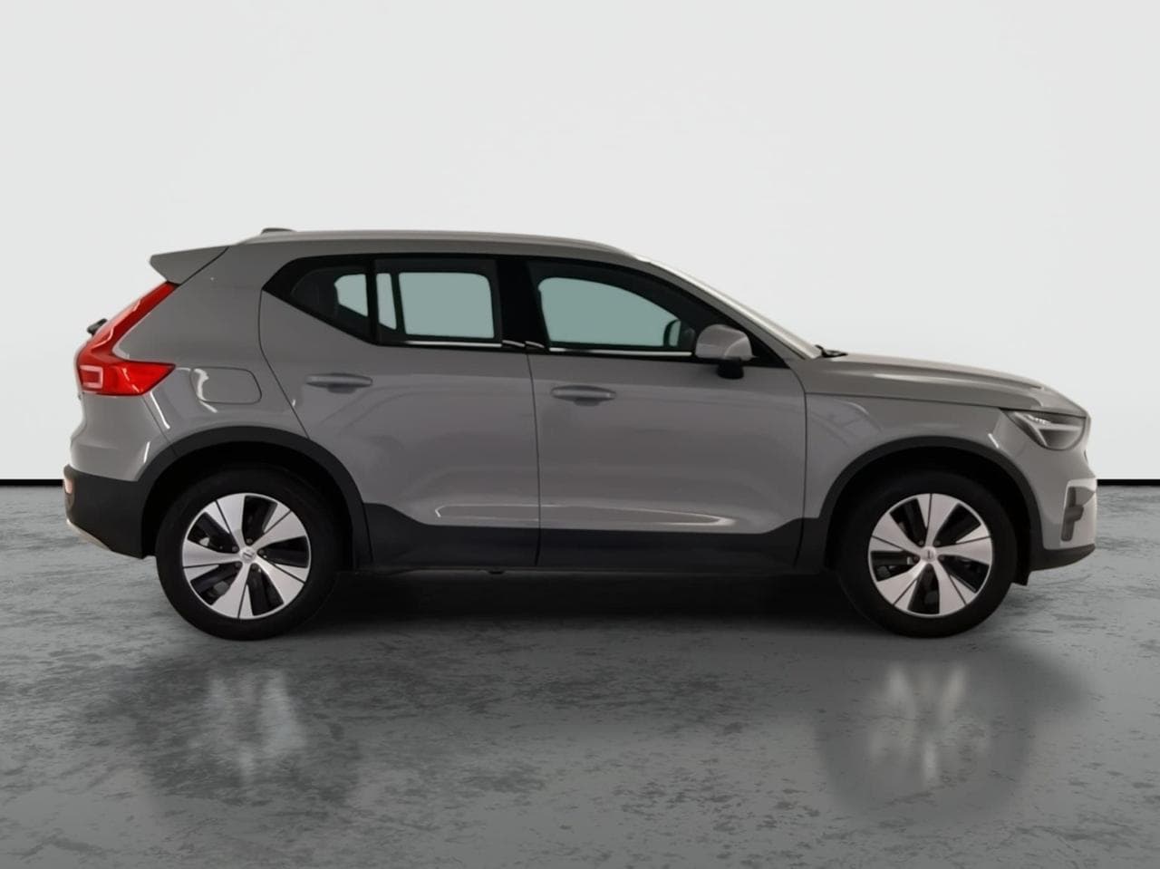 2024 Volvo XC40 - 8
