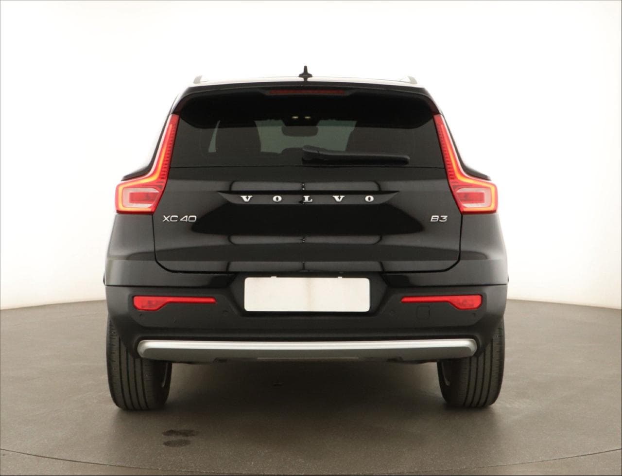 2022 Volvo XC40 - 6