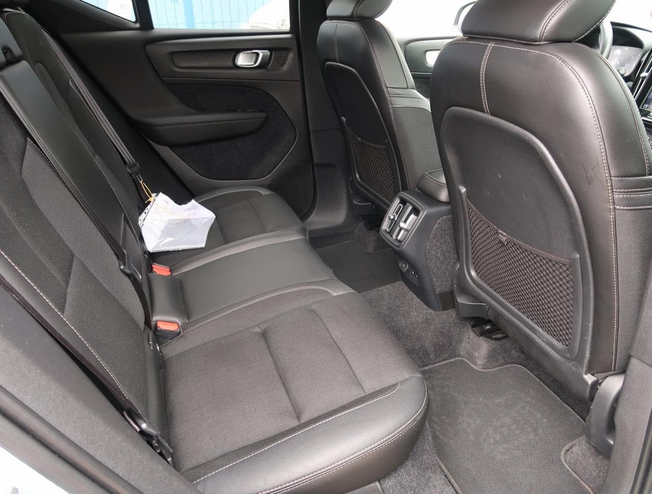2019 Volvo XC40 - 13
