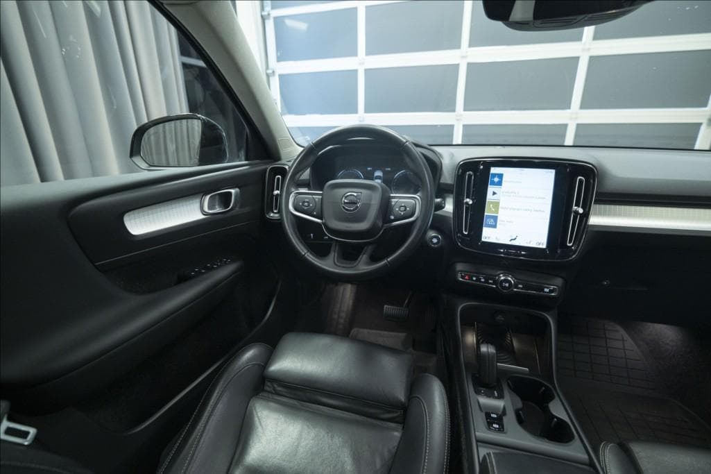 2018 Volvo XC40 - 16