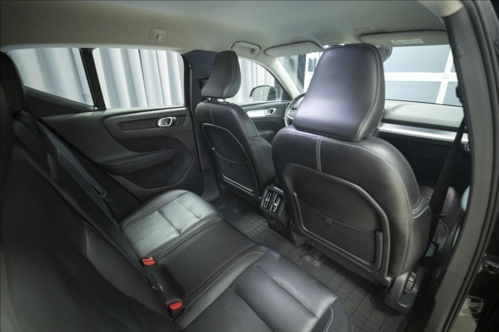 2018 Volvo XC40 - 10