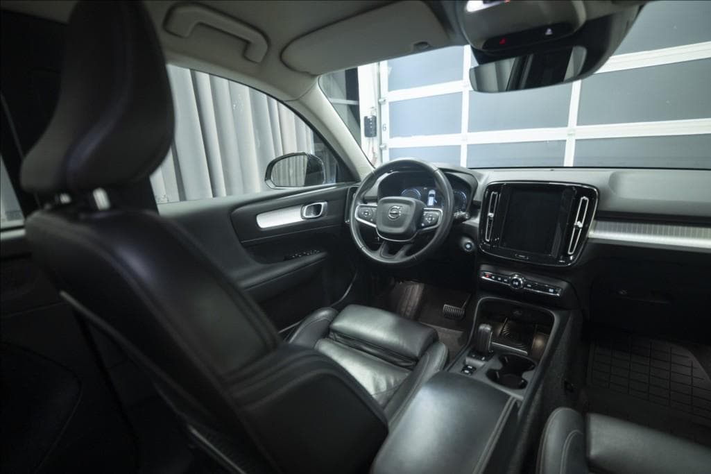 2018 Volvo XC40 - 13
