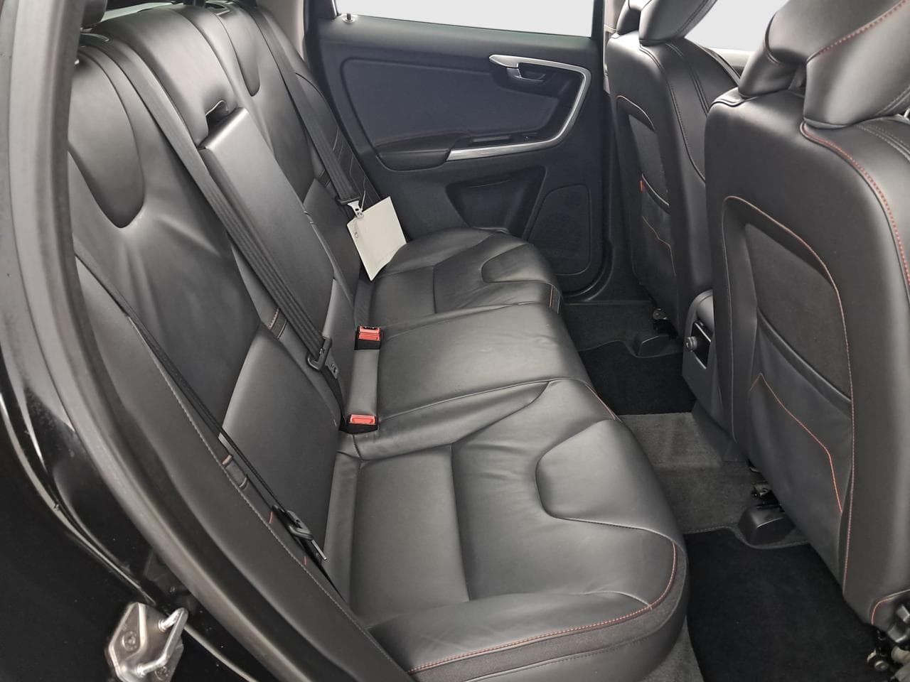 2015 Volvo XC60 - 13