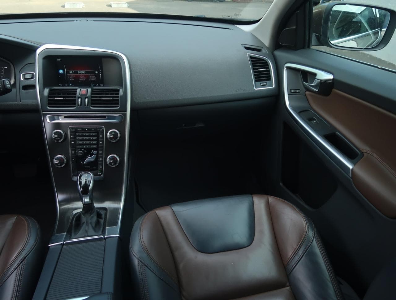 2014 Volvo XC60 - 11