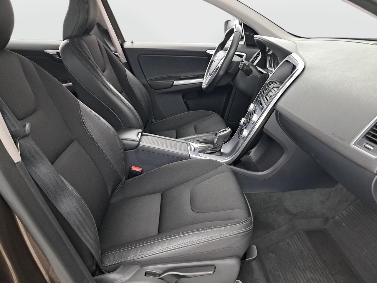 2016 Volvo XC60 - 12