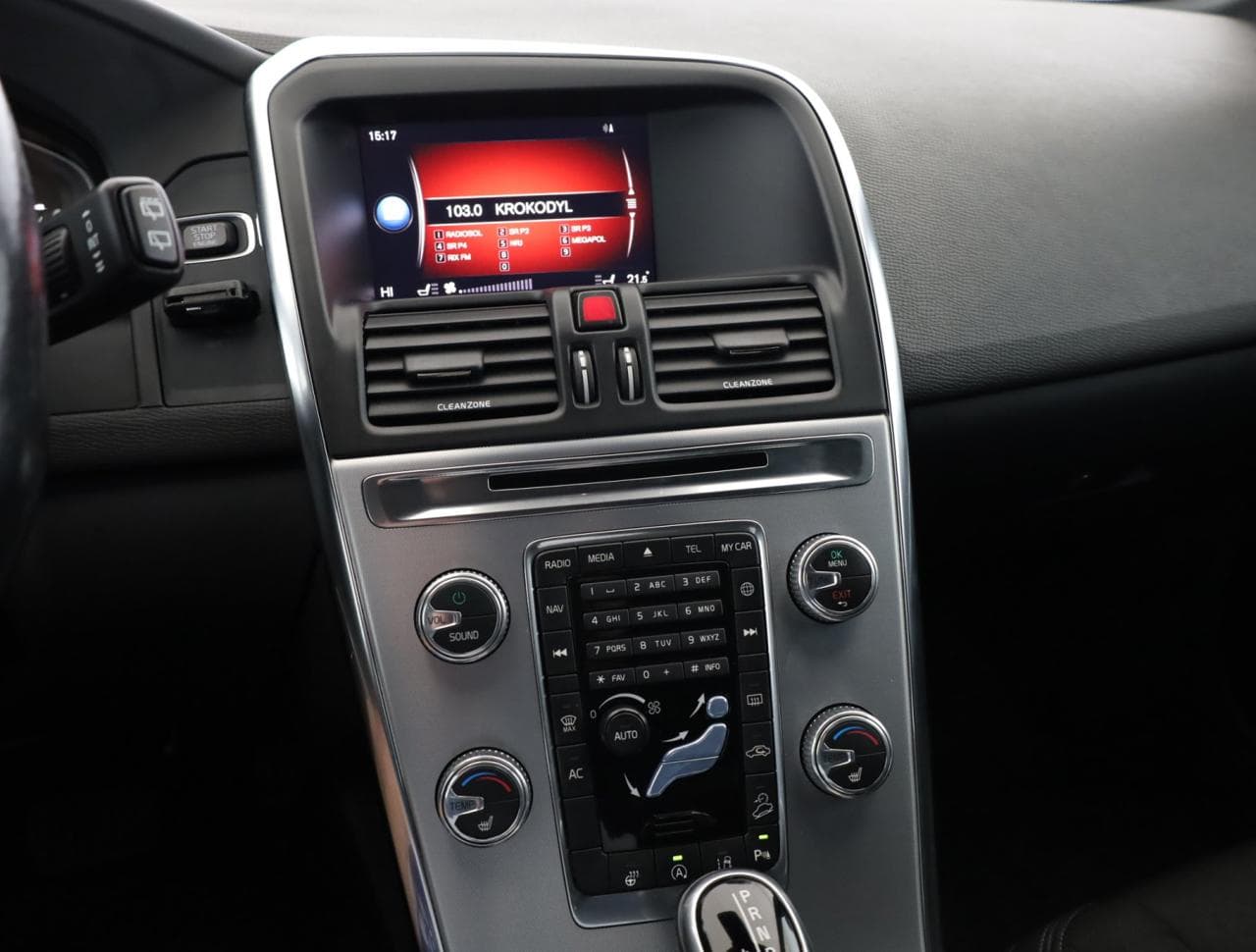 2014 Volvo XC60 - 16