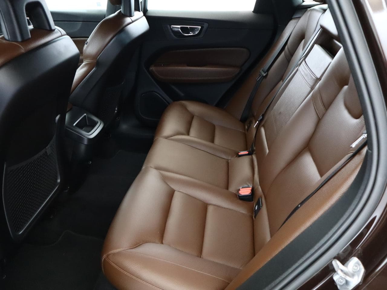 2018 Volvo XC60 - 13