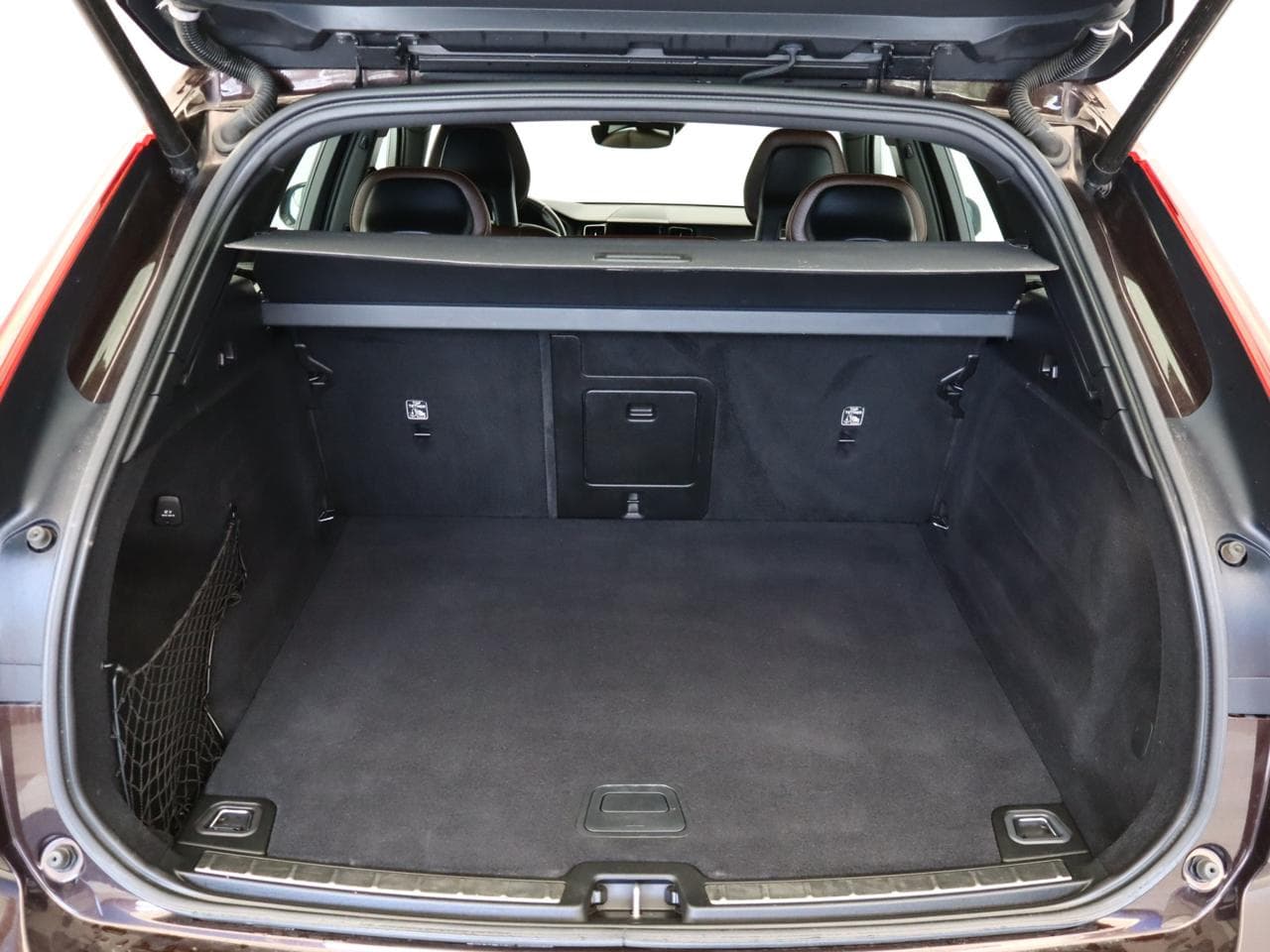 2018 Volvo XC60 - 18