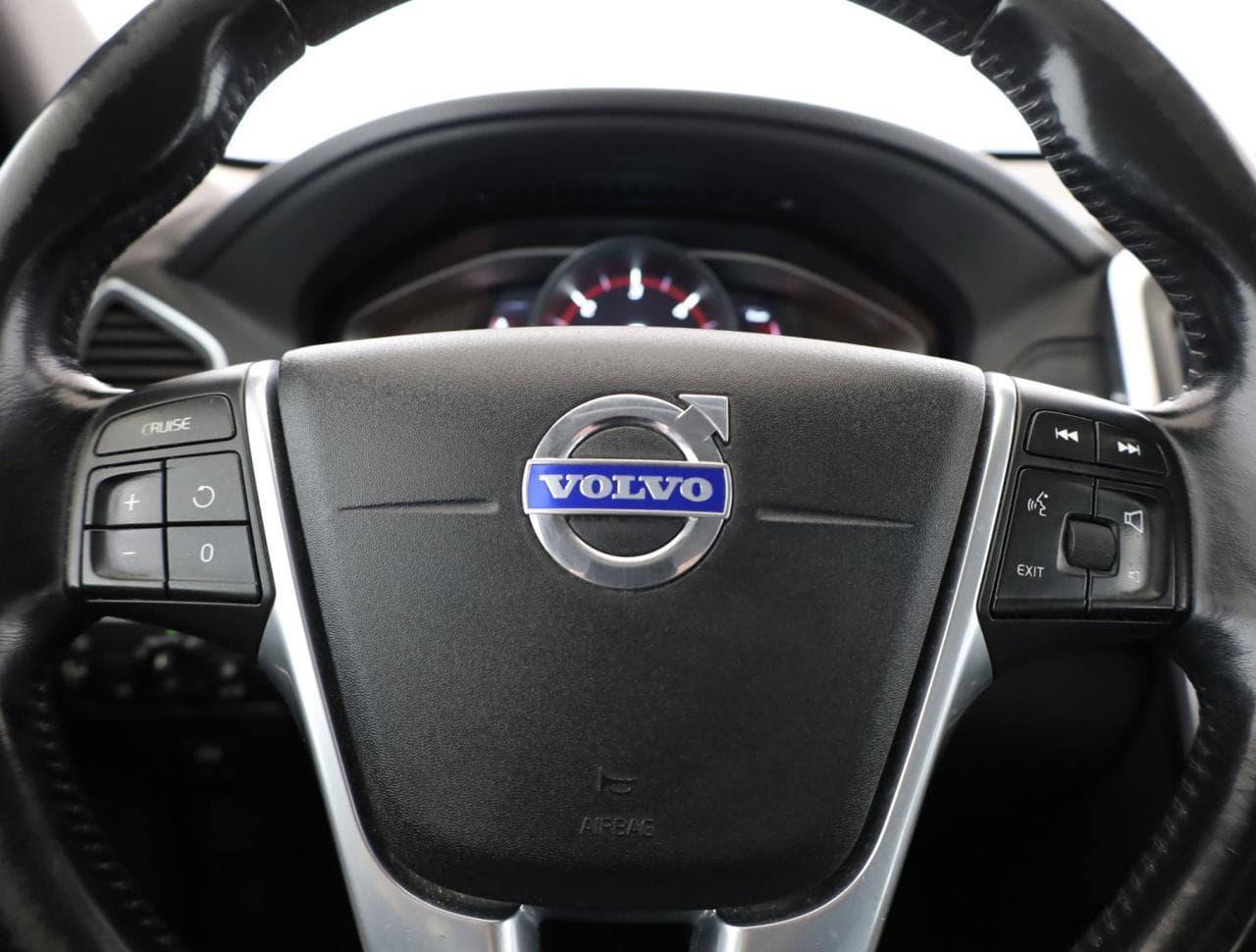 2015 Volvo XC60 - 14