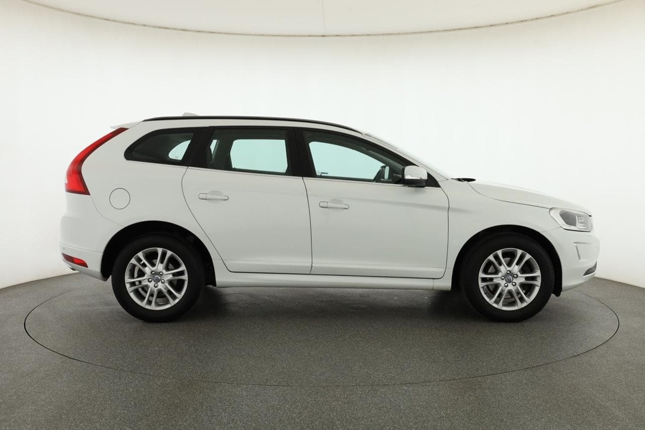 2015 Volvo XC60 - 8