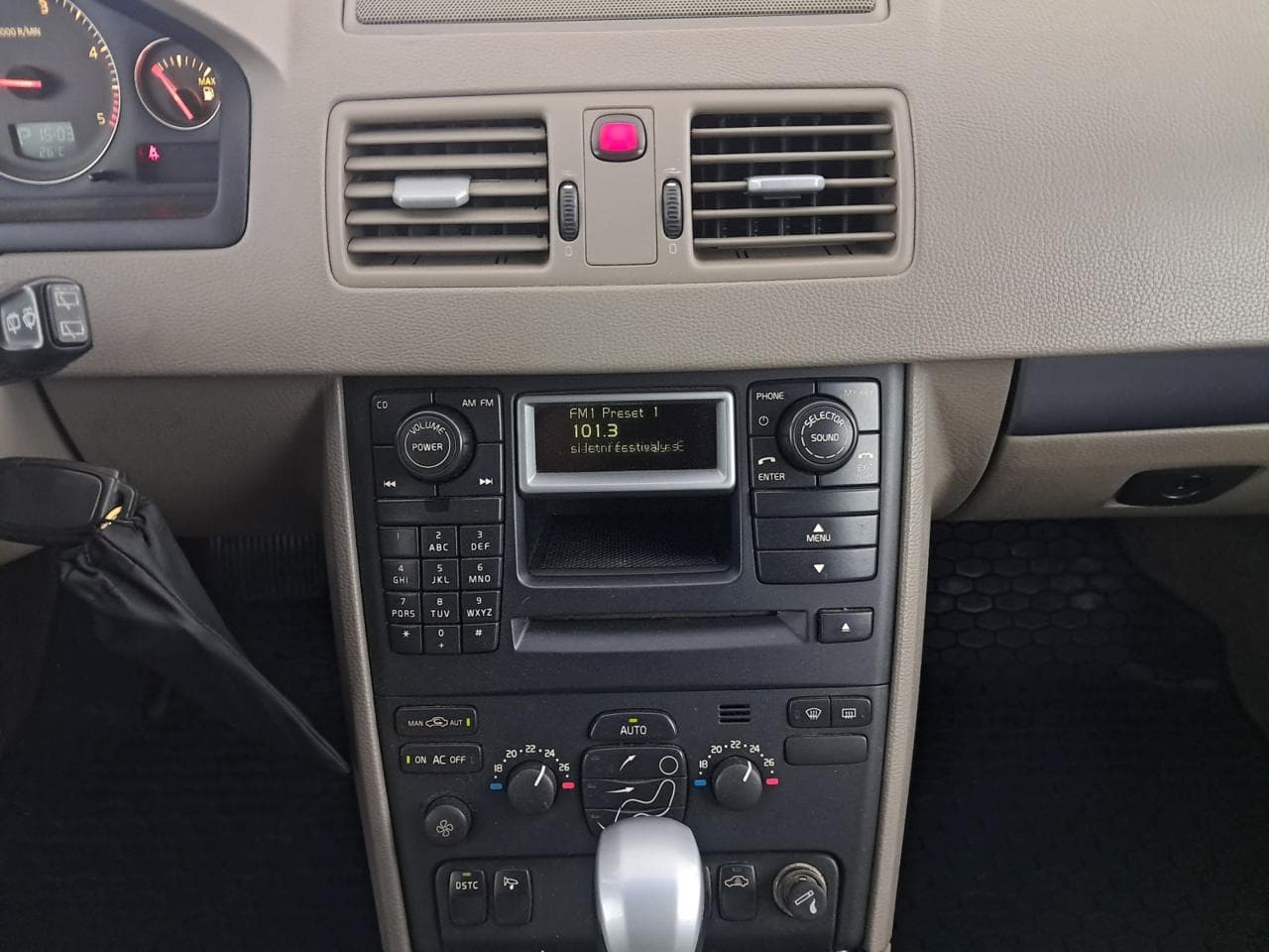 2006 Volvo XC90 - 18