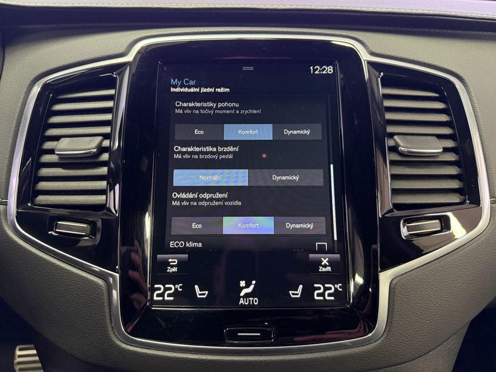 2021 Volvo XC90 - 20
