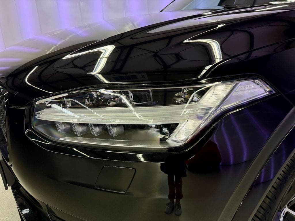 2021 Volvo XC90 - 8