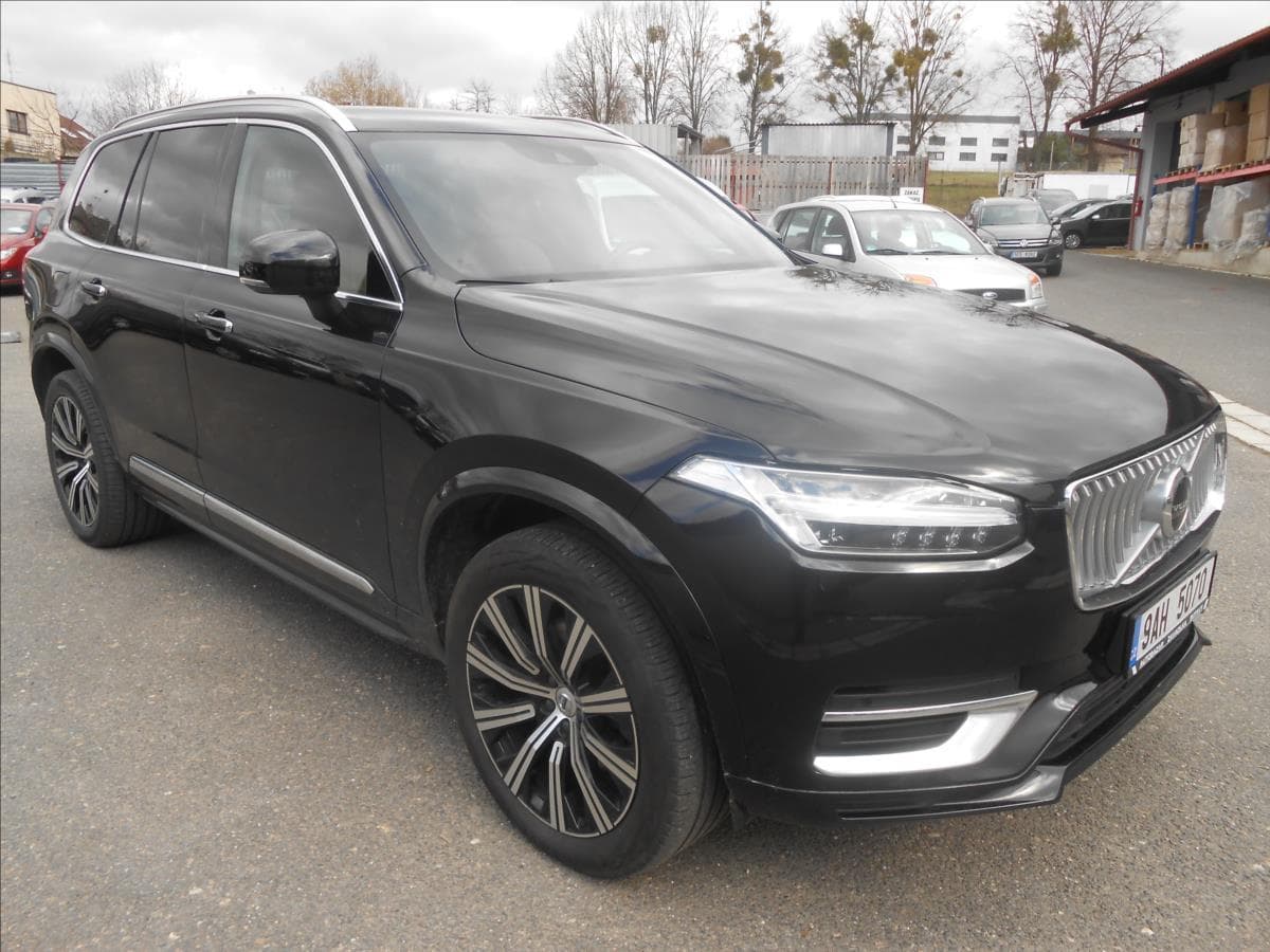 2022 Volvo XC90 - 3